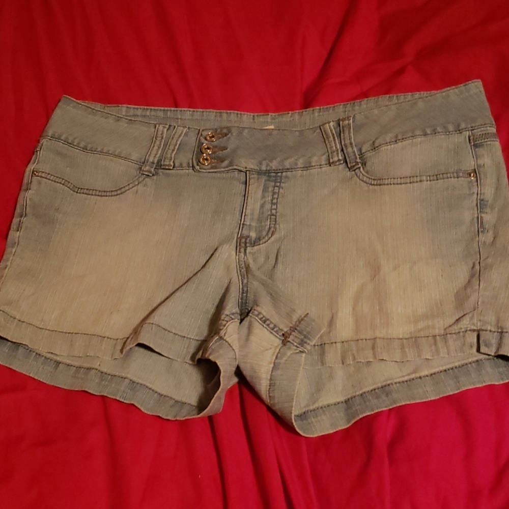 YMI(USA) mini jean shorts. Plus Sz.  Sz 18